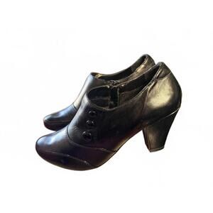 CLARK NICOLE BLACK LEATHER ANKLE BOOTIES SIZ 10W WITH ZIPPER AND 3in HEEL